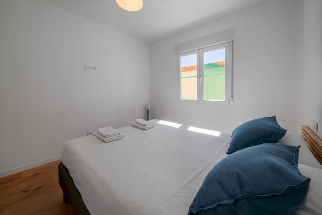 2 Bedrooms 1 Bathroom Furnished - Delicias - Bright - Mintystay Мадрид Екстериор снимка